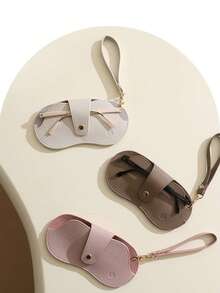 1 pieza Estuche para gafas con estilo y a prueba de golpes, bolsa de almacenamiento versátil y portátil para gafas de sol y receta, estuche protector colgante antiperidida conveniente para viajes, aventuras al aire libre y uso diario, regalo perfecto para personas con sentido de la moda, ideal para la temporada de regreso a clases y regalos festivos, mantén tus gafas seguras con diseño y material duradero, accesorio imprescindible para todo entusiasta de las gafas