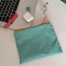 Ins-Style Simple Purple Checkered Cute Girlish Portable Storage Bag, Which Can Be Used As A Makeup Bag, Toiletry Bag Or Clutch.