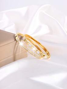 Camhanno Dos pulseras exquisitas y sencillas de acero inoxidable, adecuadas para citas, reuniones de fiesta y viajes diarios. Regalos perfectos para realzar el estilo, accesorios de moda y exquisitos para el uso diario y las fiestas. Regalos creativos para amigos.