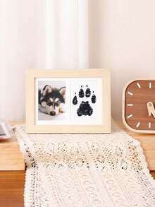 2pcs A Specially Designed Photo Frame For Pet Cat And Dog Paw Prints, Suitable For DIY Hand And Foot Print Hangers For One-Year-Old Babies. This Exquisite Frame Is Made Of High-Quality Wooden Material With A Smooth And Delicate Surface, Providing A Comfortable Feel. The Inner Side Of The Frame Is Lined With Soft Velvet Padding To Protect The Prints From Scratches.
