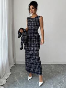 The Elegant And Well-Fitted Digitally Printed Plaid Vest Dress Paired With A Regular Long-Sleeve Coat Two Pieces Set Is Suitable For Daily Wear, Dating, And Street Style