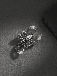 1pc Retro Scorpion Brooch Accessory, Minimalist & Unique Style With Transparent Crystal Decor, Suitable For Men Daily Wear - Antique Silver - View 5