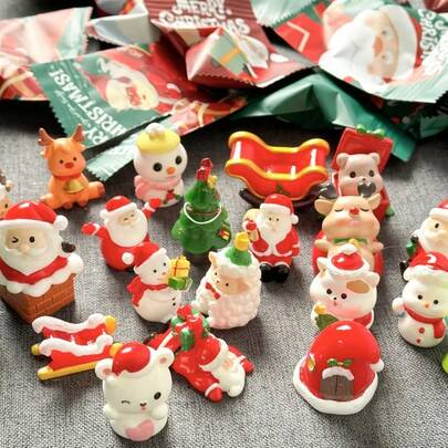 1/5pcs Christmas Party Favor Pack Mystery Bag Home Christmas Decorations And Ornaments Christmas Decor Miniature Santa, Tree, And Snowman Figurines In Various Styles For Halloween, Thanksgiving, Birthday Parties-Random Assortment Of Small Gift Items Blind Bag/Surprise Bag/Random Bag