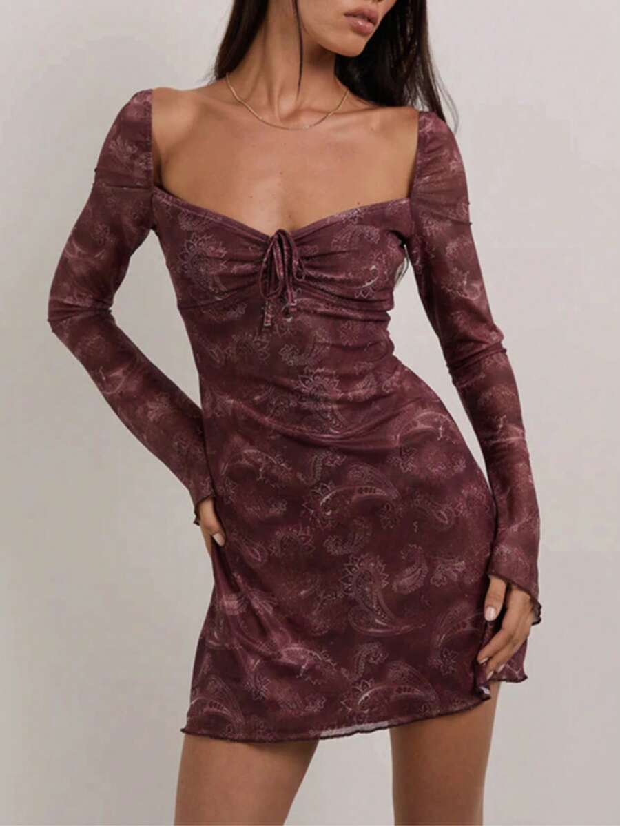 Vestido Corpete Plissado com Estampa de Tela de Budapeste, Manga Sino, Elegante para Festa/Feriado/Estilo de Rua, Outono/Inverno