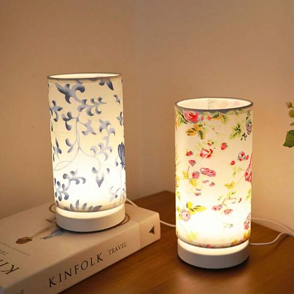 1 pièce Lampe de bureau LED de style classique et créative, base blanche avec abat-jour en tissu, convient pour la chambre, le bureau, le salon et plus de scénarios, alimentée par USB, interrupteur marche/arrêt, lumière chaude pour une ambiance confortable