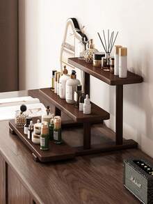 胡桃木色桌面阶梯式搁板——时尚多层展示架，适合摆放马克杯、香水、口红和化妆品。配有香水展示架、杯托和加固加厚梯形结构。适用于厨房、客厅、浴室、卧室和家居装饰。 - 胡桃色 - 查看 4