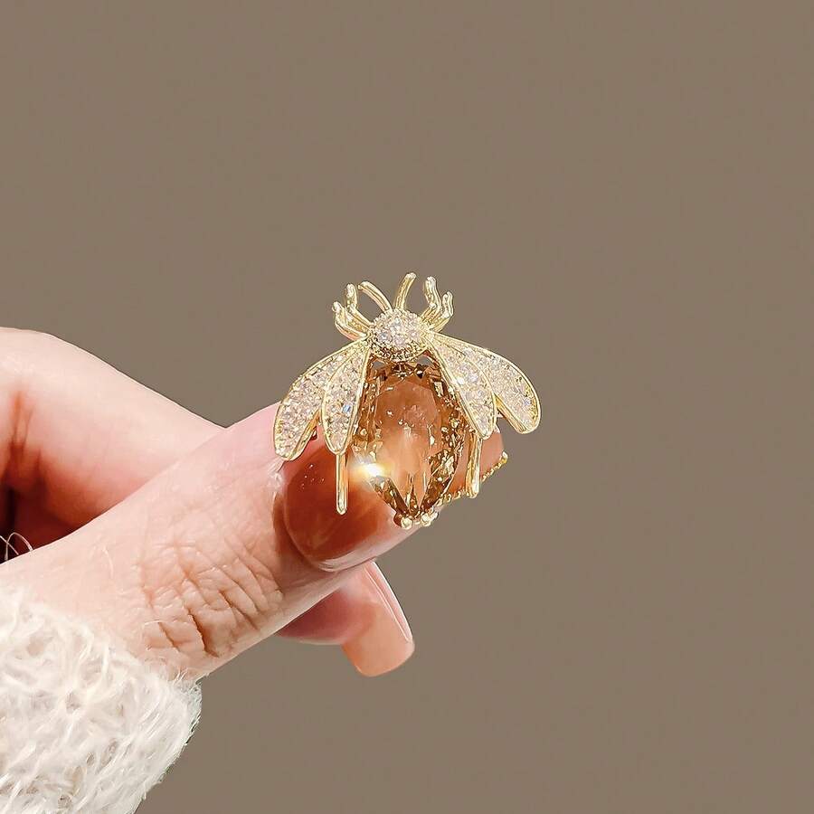 1pc Cute Bee Brooch, High-End Chest Flower For Men And Women, Unique Design, Exquisite Pin, Suitable For Daily Wear And Party Wear Jewelry, Good Gift, Seasonal Accessory, Fashionable Accessory - 1 cái - Xem 1