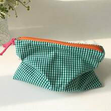 Ins-Style Simple Purple Checkered Cute Girlish Portable Storage Bag, Which Can Be Used As A Makeup Bag, Toiletry Bag Or Clutch.
