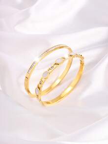 Camhanno Dos pulseras exquisitas y sencillas de acero inoxidable, adecuadas para citas, reuniones de fiesta y viajes diarios. Regalos perfectos para realzar el estilo, accesorios de moda y exquisitos para el uso diario y las fiestas. Regalos creativos para amigos.