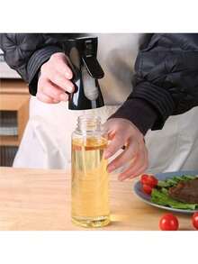 1 Bottiglia spray in plastica, design della testina a pressione nera, grande capacità di stoccaggio, nebulizzazione uniforme, adatta per friggere bistecche, controllo preciso dell'olio, molto adatta per casalinghe e appassionati di cucina, utensili da cucina, bottiglia spray, bottiglia spray per olio d'oliva, bottiglia spray, accessori da cucina, cucina, bottiglia per olio da cucina, ugello spray, bottiglia per olio, Marchio Smeag, regali di Natale, Natale, decorazione da cucina, articoli essenziali per Natale, decorazioni natalizie per la casa