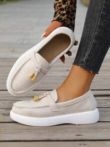 Solid Color Faux Suede Platform Loafers - Metal Tassel Decor Chunky Sole Flat Slip-On Shoes, Casual Comfortable Commuting Versatile Women's Shoes Work Shoes - Beige - View 4
