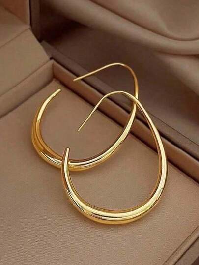 Lightweight Teardrop Hoop Earrings For Women, Bright And Shiny Gold Plated Large Oval Pull Through Hoop Earrings High Polished Statement Jewelry Gift For Women Teen Girls Simple U-Shaped Hoop Earrings For Women