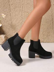 بوت نسائي قصير ذو كعب سميك لموسم الخريف/الشتاء 2025، كعب عالي، بوت تشيلسي قصير للنساء، بوت نسائية متعددة الاستخدامات، بوت نسائية عصرية ذات كعب سميك وعالي