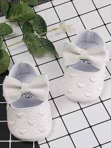 Zapatos de bebé bordados con forma de corazón para niños de 0 a 1 año - Blanco - Ver 3