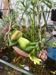 1 قطعة زخرفة ضفدع متأرجح إبداعية، قلادة منظر طبيعي خارجي جميلة، مناسبة للاستخدام الخارجي والفناء والحديقة والشجرة وأصيص الزهور في الشرفة، أفضل هدية للأصدقاء خلال المناسبات