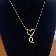 1 Piece Of Fashionable And Simple Stainless Steel Hollowed-Out Heart A-Z,26 English Letter Pendant Titanium Steel Necklace, Female Surname Collarbone Chain, A Niche And Light Luxury Gift For Best Friends, Family And Loved Ones On Festivals! Suitable For Daily Casual Wear Of Necklace Jewelry