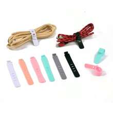 6 attaches de câble en silicone à 4 trous, attaches de câble de décoration de Noël, organisateur de câble réutilisable, attaches de câble élastiques réglables, organisateur de câble, pack de câbles à haute élasticité pour fixer les écouteurs, les chargeurs, gestion des câbles polyvalente, protection de au travail (6 couleurs, une pour chaque couleur)