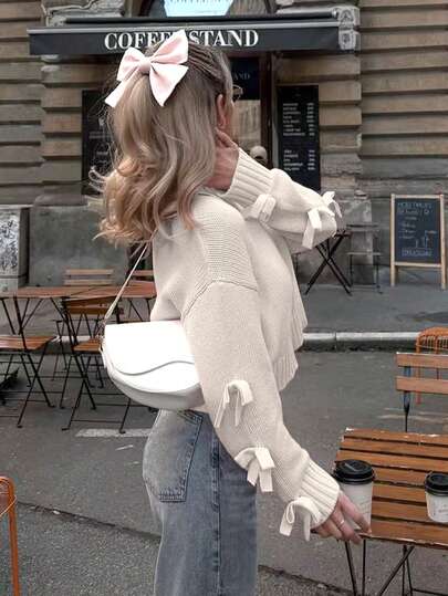 Top tricoté pour femmes, nouvelle collection automne/hiver - Top polyvalent, minimaliste et doux, se porte avec tout. Top pull ample à col rond, manches courtes avec nœud papillon. Tenue de bureau pour femmes, tenue de sortie, tenue de voyage pour l'aéroport