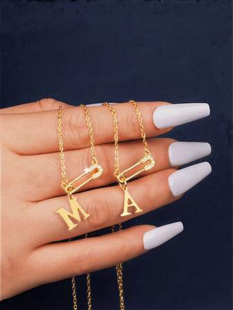 1 件优雅 18K 镀金不锈钢微镶嵌钻石 26 个英文字母 A-Z O 形项链，适合日常佩戴、派对、节日、礼物