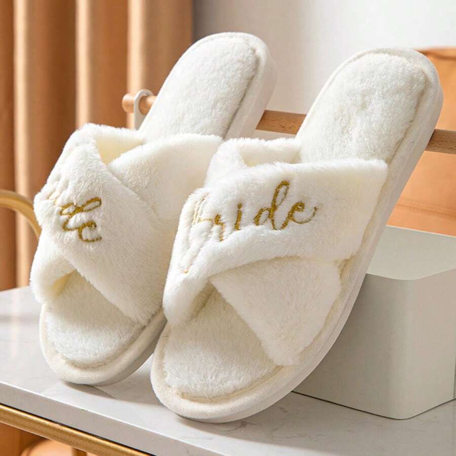 Gold Embroidered Letters Plush Comfortable Slippers For Women Home Indoor Floor Non-Slip Open-Toed Slippers - trắng - Xem 1