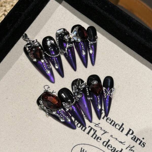 10 Stücke handgemachter dunkelvioletter luxuriöser und exquisiter Nagel-Kunst-Set, hochwertig, raffiniert und glamourös
