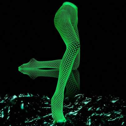 1 pieza Medias altas que brillan en la oscuridad, medias de red luminosas, mallas sexys para discoteca, pantimedias fluorescentes de cintura alta con diseño calado para mujer. Solo brillan bajo la luz solar o una luz fuerte. Las medias fluorescentes brillarán después de exponerse a la luz solar o a la luz de la lámpara, por favor, ilumínalas primero antes de observar el cambio de color. (El producto real es el estilo blanco de la izquierda en la imagen, pero el producto es de color fluorescente y cambiará de color en la oscuridad después de la iluminación)