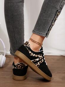 1 双全新女式 2025 豹纹装饰平底运动鞋，休闲滑板鞋，适合日常休闲、户外徒步，多功能，尺码 35-43（建议订购大一码） - 黑色 - 查看 6