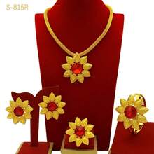 4 pezzi Set di gioielli placcati oro con pendente floreale: collana, orecchini, bracciale, anello - adatto per spose, matrimoni, feste, balli, festa della mamma, lauree, Ognissanti, compleanni, vacanze