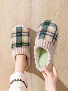 نعال نسائية جديدة لشتاء 2025، بمنصة بنفسجية وفرو، الأحذية مقاس أصغر بمقاس واحد. يرجى شراء مقاس أكبر قبل الشراء. يُنصح بشراء المقاسات [38-39] عند ارتداء المقاس 36 عادةً. نعال نسائية، نعال غرفة النوم، أحذية نسائية، نعال جميلة، نعال ناعمة، نعال صامتة، نعال مكتبية، نعال فندقية، نعال سجاد، نعال كرتونية