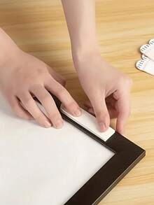 12 pares (24 piezas) de tiras para colgar cuadros sin taladrar - Ganchos de pared adhesivos doble cara, aptos para marcos y obras de arte, cinta adhesiva resistente al agua sin dejar rastro, juego de colgar cuadros de alta resistencia, tiras para colgar cuadros sin taladrar, cinta adhesiva de doble cara para montar en la pared, apta para marcos - sin daños, resistente al agua, fácil de instalar y quitar, perfecta para la decoración del hogar.