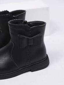 1 Pair Girls' Butterfly Lace Side Zipper Soft Comfortable Round Toe Sweet Fashion Princess Style Flat Ankle Boots, Suitable For Autumn/Winter