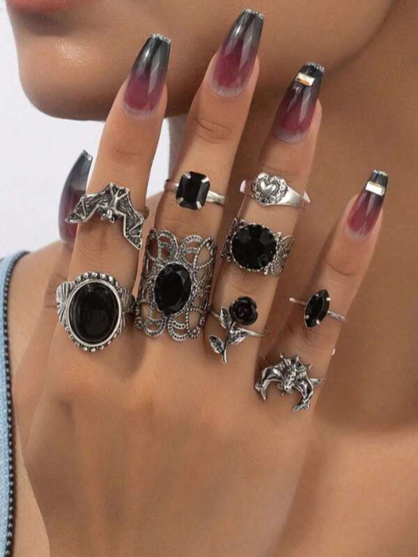 9pcs Vintage Silver Gothic Style Black Rose Bat Heart Vampire Stackable Rings Set, Suitable For Women