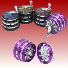 Molinillo de hierbas de 2.5 pulgadas, molino de especias, mortero y maja, triturador de sal, tabaco, vainilla, portátil de 4 secciones, manual, de aleación de zinc, para triturar hierba cruda, accesorio para fumar cigarrillos, regalo