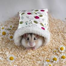 Sugar Gliders Sleeping Pouch Bag,Winter Warm Hamster Hideout Pouch Small Animal Cave House Plush Nest Bed Pocket Pet Carriers Bag, Pet Warm Comfortable Nest Bed For Hedgehog Guinea Pig Hamster Rat Ferret Hamster Squirrel And Other Small Animal Beds