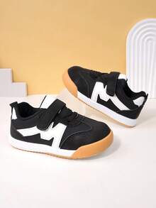 1 Pair Casual Sports Shoes, Leather Upper Breathable Kids Shoes, Comfortable & Fashionable Hook And Loop Closure, Suitable For Spring/Summer, All Season, New Style For Boys And Girls, Infant/Toddler Shoes - Black - View 4