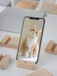 1pc Personalized Wooden Phone Stand, Simple Desktop Phone Holder, Can Be Engraved With Name, Suitable As Memorial Gift For Friends, Family, Lovers, Teachers, Colleagues, Wedding, Party, Halloween, Christmas, Holidays, Company Opening Events, Promotional Gifts