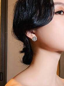 1 par de pendientes de botón con flores francesas vintage, camelias huecas con diseño de cruz, con cristales de strass para mujeres, accesorio elegante para otoño/invierno