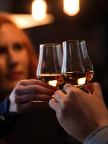 4pcs, 200ml/6.76oz Glass Cups, Transparent Crystal Whiskey Glass, Reusable, Suitable For Tequila, Vodka, Brandy, Wine, Suitable For Various Occasions Such As Family Gatherings, Bars, Etc - 4個裝玻璃杯 - 查看 2