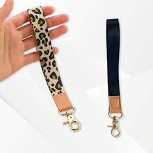 1pc Black Leopard Print Wrist Lanyard Keychain Phone Strap, Nylon Material ID Badge Holder, Multipurpose Lanyard, Great Gift For Family And Friends Christmas