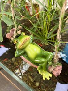 1 قطعة زخرفة ضفدع متأرجح إبداعية، قلادة منظر طبيعي خارجي جميلة، مناسبة للاستخدام الخارجي والفناء والحديقة والشجرة وأصيص الزهور في الشرفة، أفضل هدية للأصدقاء خلال المناسبات