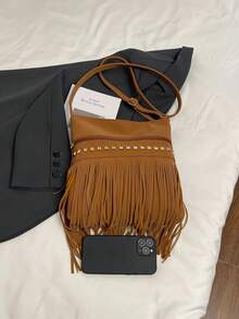 Large Capacity Fringed Rivet Decorated Envelope Bag, Fashionable American Style Crossbody Bag, Versatile Ins Shoulder Bag - Brown - View 10