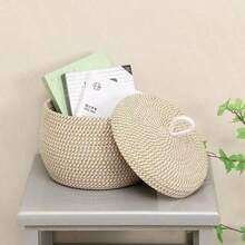 سلة تخزين دائرية مُنسوجة بطراز بوهيمي مع غطاء، سلة ديكور منزلي مناسبة لغرفة المعيشة والنوم والمكتب والطاولة الجانبية، لتخزين وحفظ أجهزة التحكم عن بعد والمستحضرات التجميلية والمفاتيح والقرطاسية والعديد من الأغراض الصغيرة - متعدد الألوان - مشاهدة 7