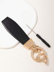 1pc Letter R Keychain, Fashionable Minimalist Car Key Chain, Bag Pendant, Key Holder, Multiple Colors Available, Ideal Small Gift For Friends, Family, And Partners Christmas