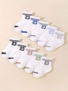 10 أزواج من الجوارب الرياضية للأولاد والبنات بنمط الخطوط والأرقام 23، جوارب بيضاء للأطفال الرضع والصغار بنمط الخطوط، ناعمة ومريحة للمواليد الجدد، جوارب رياضية يومية للأطفال الرضع، مثالية للارتداء في فصول الربيع والصيف والخريف والشتاء، هدية عيد الميلاد وعيد الهالوين