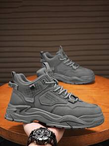 2025 Nuevos tenis casuales con elevador para hombres, tenis gruesos para adolescentes, zapatos versátiles para correr y deportes