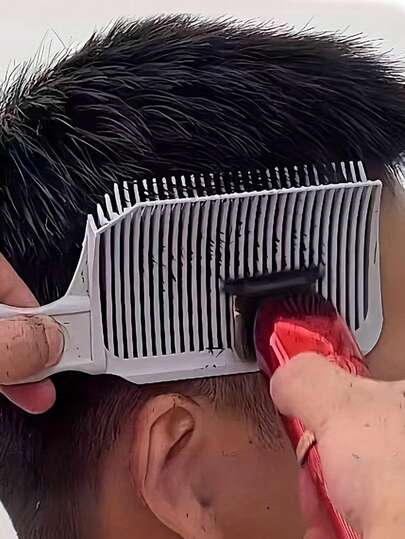 Professioneller Haarschneidekamm für Männer - Langer Griff mit rutschfestem Halt, geeignet für Barbiere, Zuhause und Salon, schweres Zugdesign - robuste Kunststoffkonstruktion, präzises Trimmen und Glätten Stylingtool, ergonomisch gestaltetes Haarpflegewerkzeug