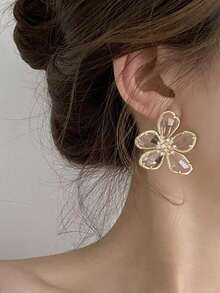 JOJELOO 18K Gold Plated Cubic Zirconia Flower Petal Design Earrings - Romantic Jewelry Statement, New Fashion Accessory, Perfect For Weddings And Sweet Daily Outfits