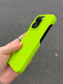 Minimalist High-End Frameless Heat Dissipation Green Phone Case Compatible With IPhone 17 Pro Max/17 Pro/17 Air/17/16 Pro Max/16 Pro/16/16 Plus/15/15 Pro Max/15 Pro/15 Plus/11/12/13/14 Pro Max/XS/XR/11 Pro/11 Pro Max/12 Pro/12 Pro Max/13 Pro/13 Pro Max/7 Plus/14 Pro/14 Pro Max/14 Plus/7 Plus/8 Plus/8/SE2, Creative Design For Men And Women
