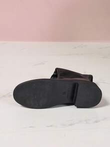 2025 Novos Botas de Moda Feminina Elegantes, Design de Bico Redondo e Salto Baixo Confortável, Combinado com Zíper Lateral Ajustável, Versátil e Elegante Casual, Botas Ocidentais Altas até o Joelho Sólidas e Brilhantes, Adequadas para Bailes, Festas, Festivais de Música, etc.