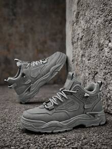 2025 Nuevos tenis casuales con elevador para hombres, tenis gruesos para adolescentes, zapatos versátiles para correr y deportes